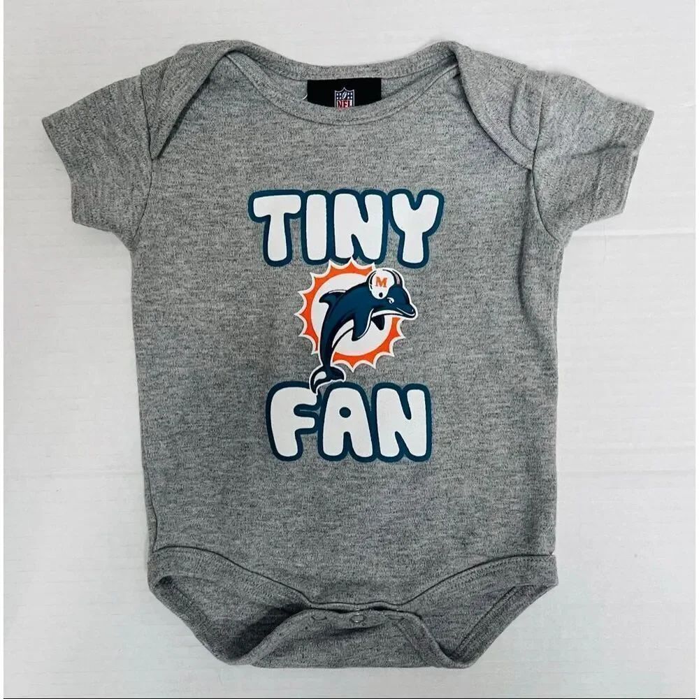 Team Apparel Miami Dolphins Bodysuit    Boys Size 0/3 Months